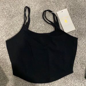 NWT Buffbunny spin crop